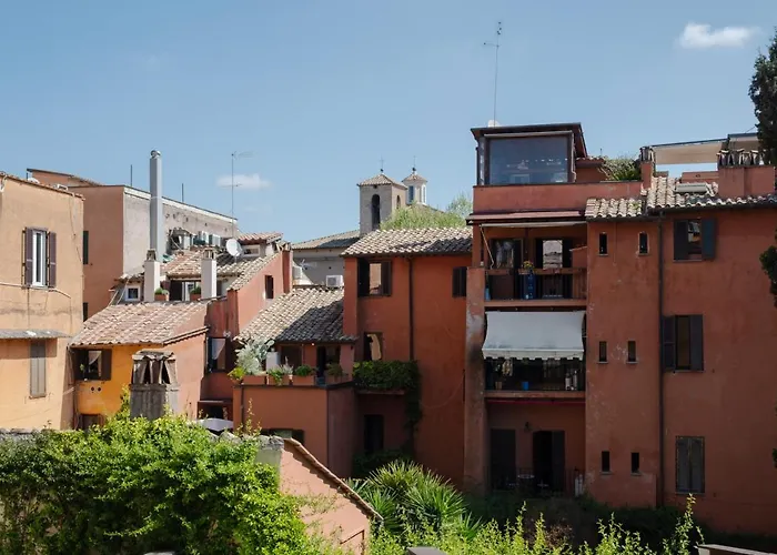 Quiet In The Heart Of Trastevere *