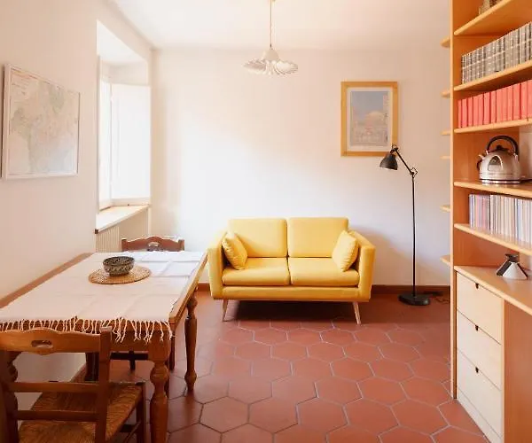 Quiet In The Heart Of Trastevere Appartamento Roma